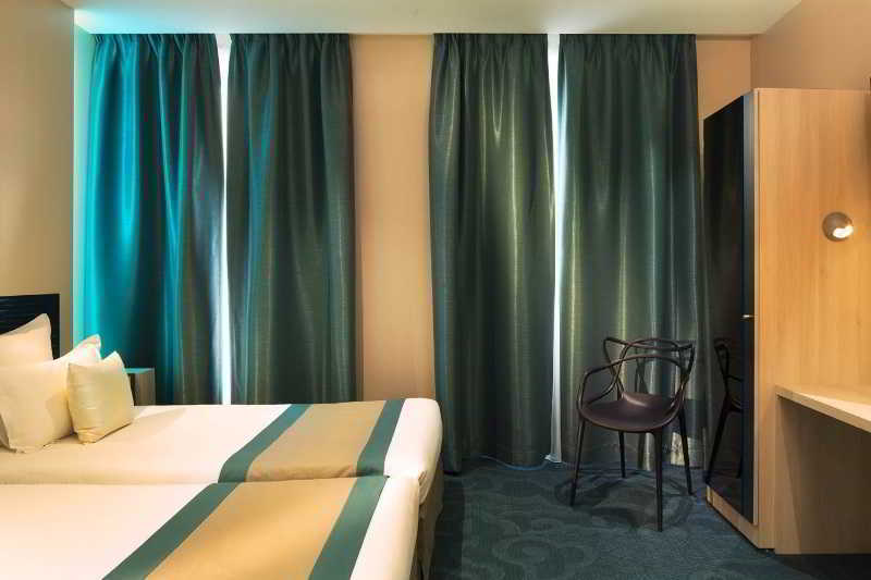 Perreyve - Jardin Du Luxembourg Hotel 3*