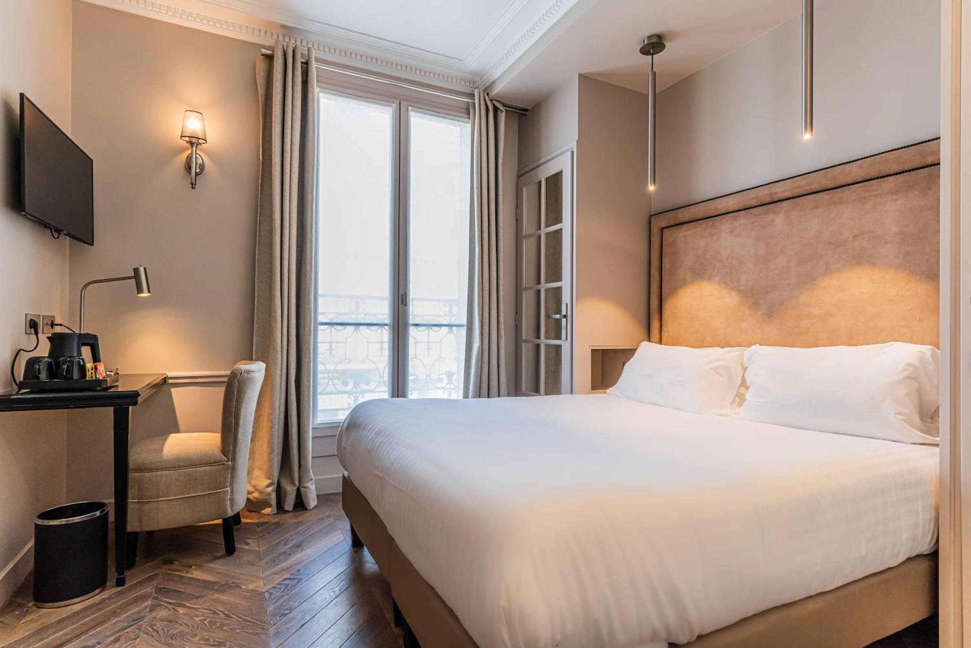 Hotel Perreyve - Jardin Du Luxembourg Parigi