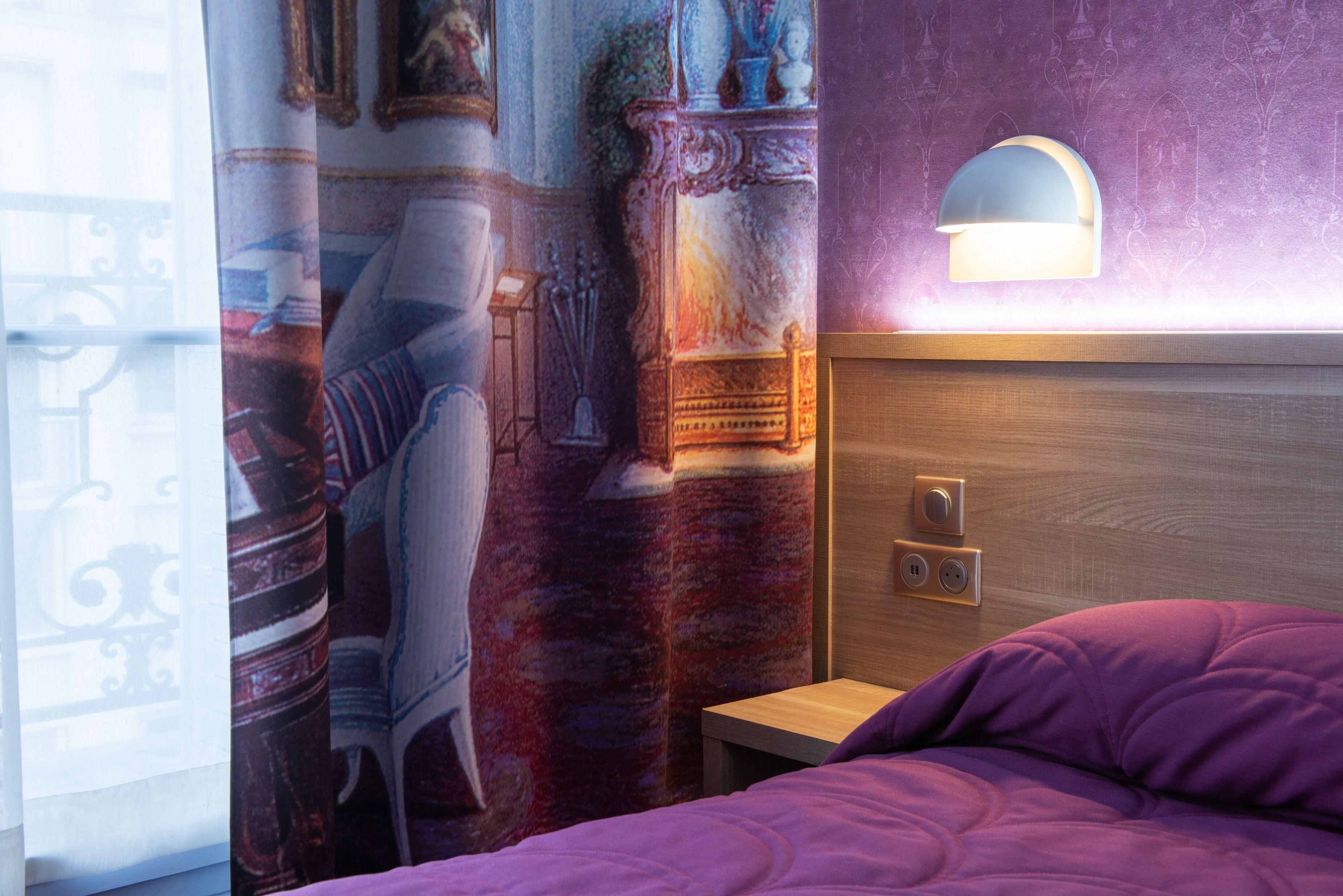 Saint-louis - Jardin Du Luxembourg Hotel 3*