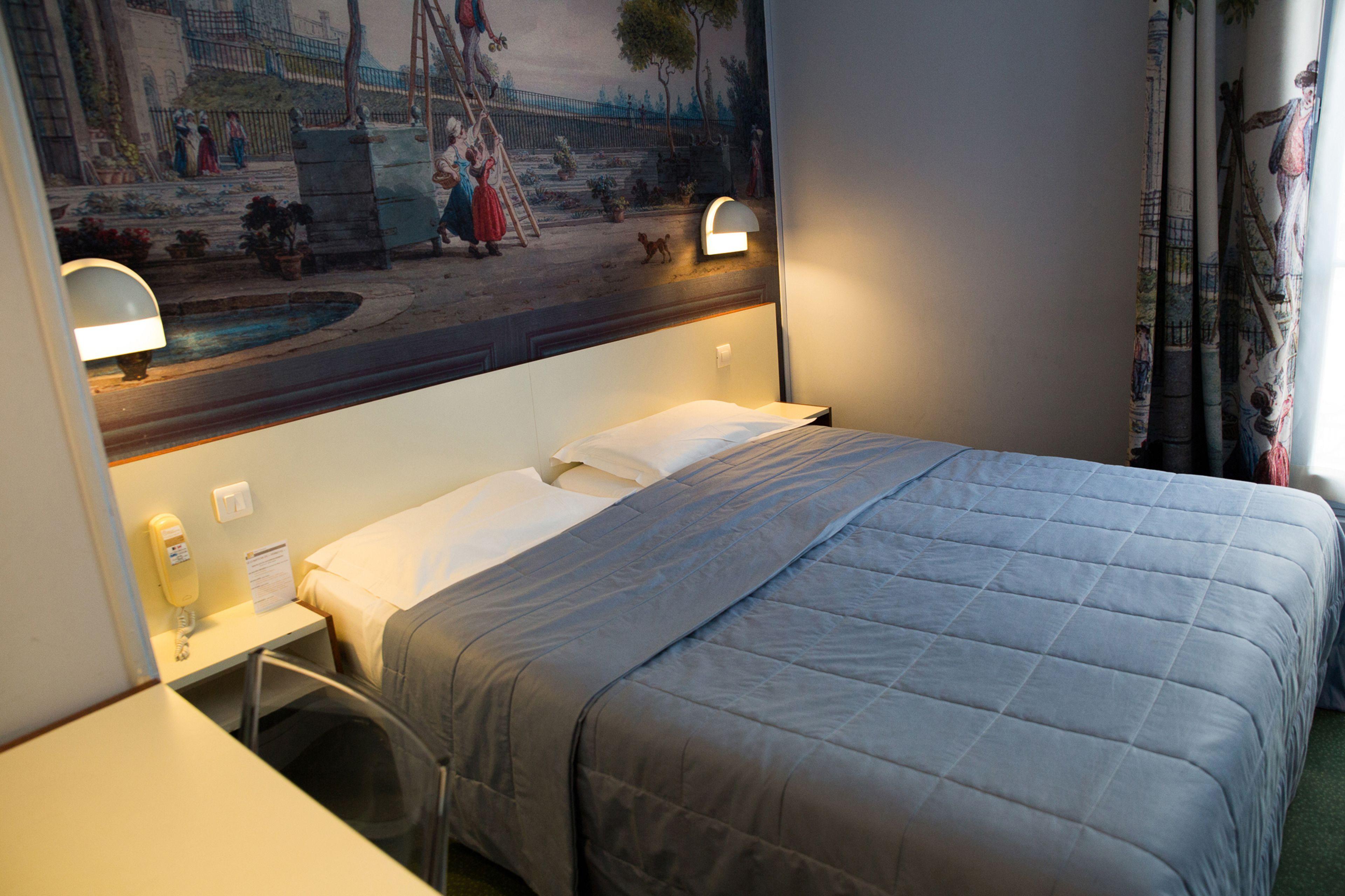 Hotel Saint-louis - Jardin Du Luxembourg 3*